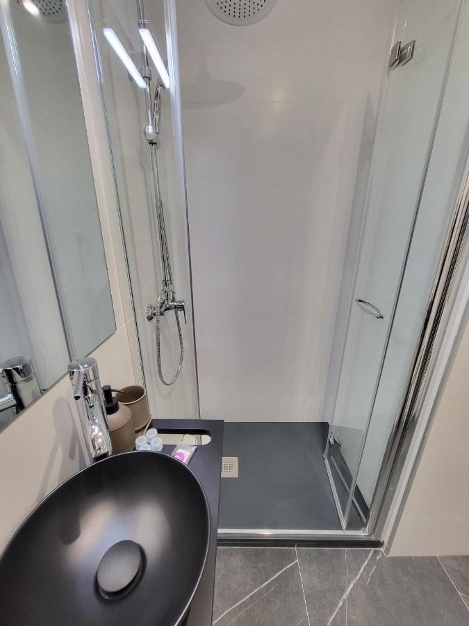 La Vivienda De Pedro Zerolo Lägenhet Madrid Exteriör bild